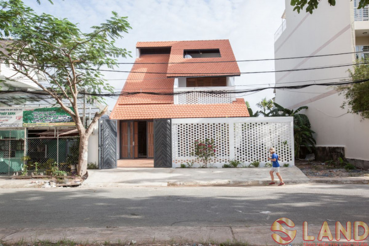 Vật liệu lợp mái nhà nào phù hợp với vùng khí hậu nóng?