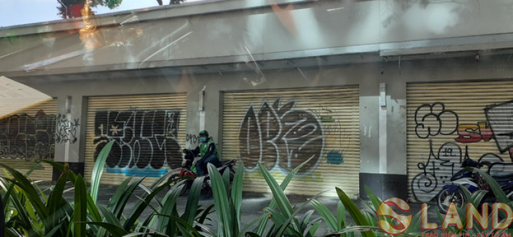 Mặt bằng cho thuê kinh doanh ở trung tâm Tp.HCM vẫn "ế khách", tình hình khó lường